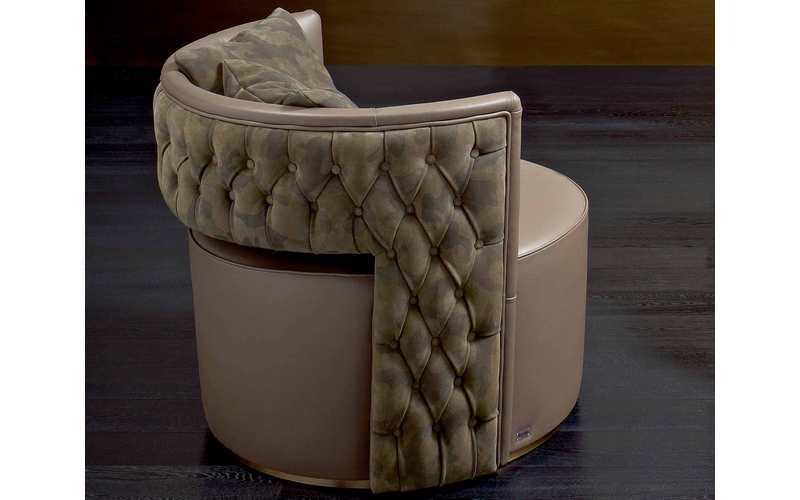 Фото 1 - Кресло Giotto светло-коричневое 